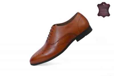 Brown  brouge leather shouse